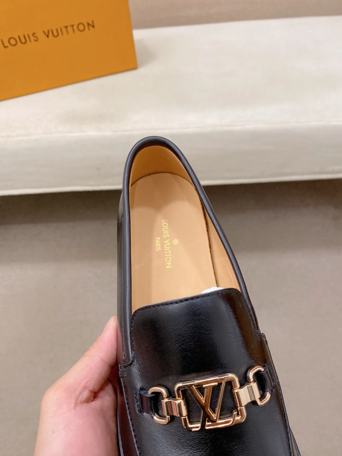 Men's men's shoes 💰 520💰⚡️New models on the market⚡️ Louis Vuitton (Louis Vuitton/LV) casual, business formal wear! Made with pure Italian craftsmanship, the upper is made of first-layer cowhide, which is full of texture! The lining is cowhide and the original rubber leather shoe outsole. The style is atmospheric and comfortable! Positive code 38-44